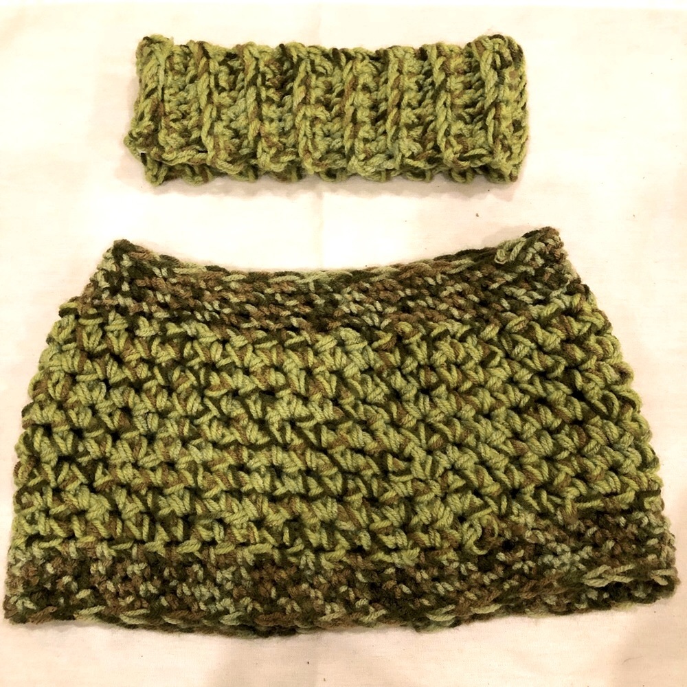 Set of Knit Headband & Cowl Scarf